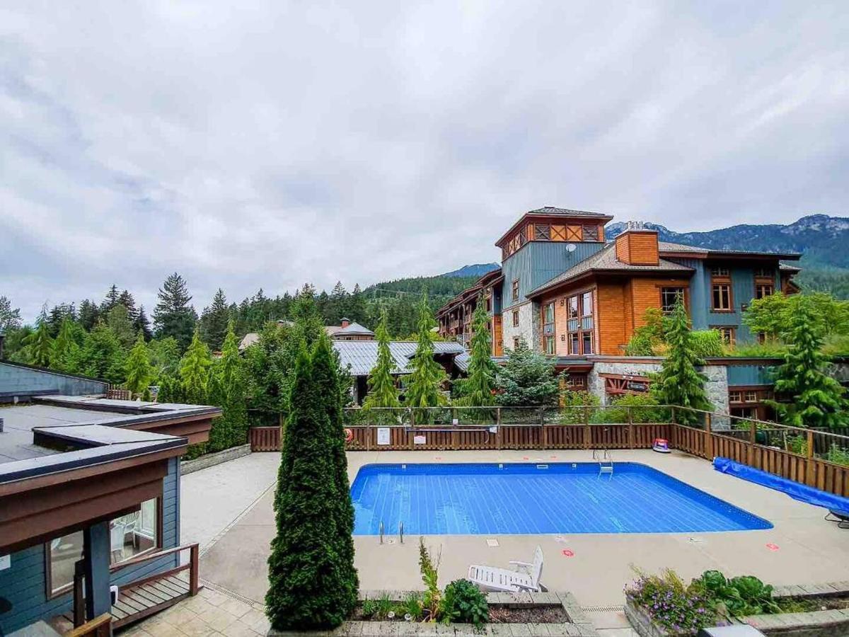Newly Renovated Whistler Studio Exterior photo